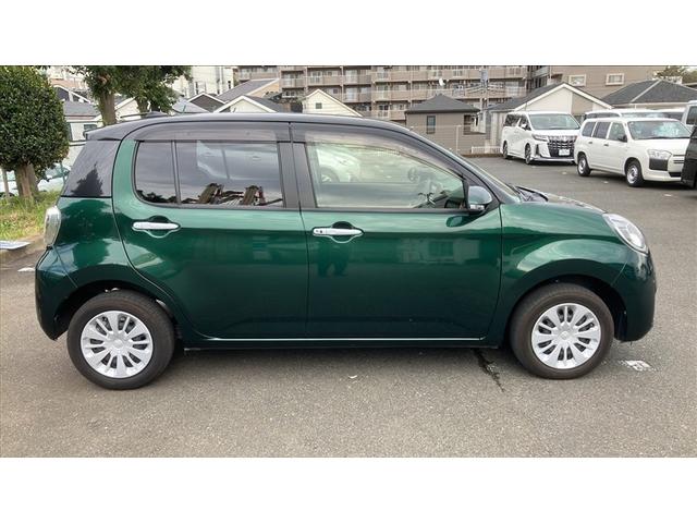 パッソ モーダ　ナビＴＶ　バックカメラ　ＥＴＣ　クリアランスソナー　スマートキ　誤発進抑制機能　バックガイドモニター　記録簿付き　エアバック　ＡＳ＆Ｇ　エアコン　キーレス　ＬＥＤ　Ｗエアバッグ　横滑り防止（2枚目）