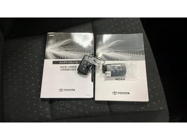 ノア ハイブリッドG 前後ドラレコ 大型フルセグナビTV バックカメラ DVD再 ETC 両側自動ドア シートヒーター 衝突回避ブレーキ 整備手帳 LEDへッドライト イモビライザー クルコン クリアランスソナー(21枚目)