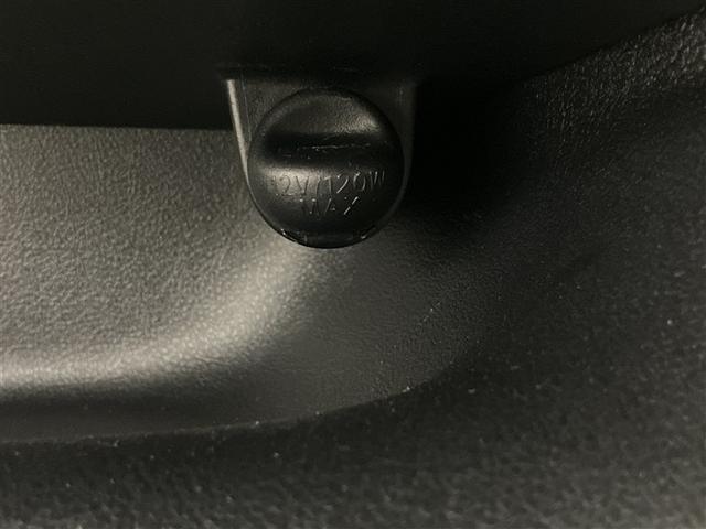 シエンタ ハイブリッドG ナビTV 前後ドラレコ バックカメラ 両側自動ドア ETC 衝突回避ブレーキ 整備手帳 ブレーキサポート LEDライト Bカメラ 1オーナー キーフリー スマキー 横滑り防止システム イモビライザー(22枚目)