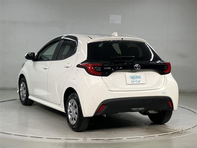 ヤリス Ｇ　全周囲カメラ　前後ドラレコ　衝突回避ブレーキ　整備手帳　バックカメラ　スマートキー＆プッシュスタート　ドライブレコーダー　ＬＥＤヘッド　イモビ　横滑り防止システム　クルーズＣ　ＡＢＳ　１オーナー（4枚目）