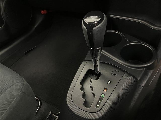 アクア Ｓスタイルブラック　ナビＴＶ　バックカメラ　ＥＴＣ　衝突回避ブレーキ　ＡＵＸ端子　バックモニタ－　ナビＴＶ　イモビライザー　スマートキープッシュスタート　ＥＴＣ付き　Ｗエアバッグ　キーフリ　メモリーナビゲーション（18枚目）