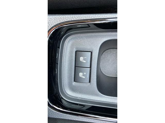 アクア Ｇ　全周囲カメラ　ドラレコ　ナビ　ＥＴＣ　ワンオーナ　ＶＳＣ　アルミ　衝突軽減ブレーキ　メモリナビ　バックモニター　ＬＥＤ　クルーズコントロール　スマートキー　ＥＴＣ車載器　ドライブレコーダー（19枚目）