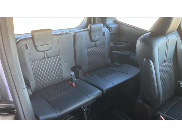 ノア ハイブリッドＳ－Ｚ　大型フルセグナビＴＶ　バックカメラ　ＤＶＤ再　ＥＴＣ２．０　　横滑り防止機能　エアバッグ　オートクルーズコントロール　両側自動ドア　スマートエントリー　ＬＥＤランプ　バックモニター　ＡＣ１００Ｖ（15枚目）