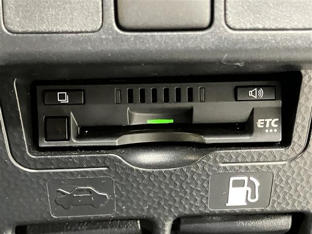 ルーミー カスタムＧ　全周囲カメラ　フルセグナビＴＶ　ＤＶＤ再生　ＥＴＣ　ドラレコ　シートヒーター　両側自動ドア　クリアランスソナー　ＬＥＤヘット　衝突回避ブレーキ　スマートキー　クルーズコントロール　１オーナー（9枚目）