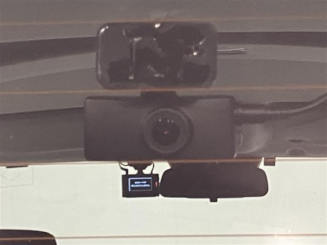 ルーミー カスタムＧ　全周囲カメラ　フルセグナビＴＶ　ＤＶＤ再生　ＥＴＣ　ドラレコ　シートヒーター　両側自動ドア　クリアランスソナー　ＬＥＤヘット　衝突回避ブレーキ　スマートキー　クルーズコントロール　１オーナー（11枚目）