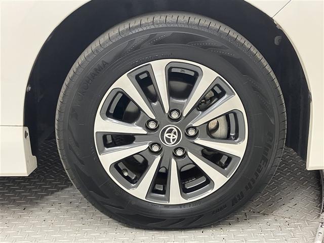 エスクァイア ハイブリッドＧｉプレミアムパッケジブラックテーラード　後席モニター　大型フルセグナビＴＶ　バックカメラ　ＤＶＤ再生　ＥＴＣ２．０　誤発進抑制機能　ＡＣ１００Ｖ　ドライブレコーダー　スマートキー　イモビライザー　ＬＥＤランプ　クルーズコントロール（24枚目）