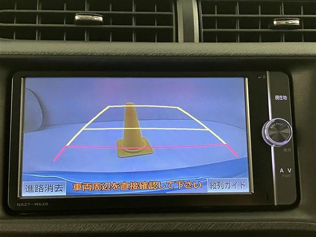 アクア Ｓ　フルセグナビＴＶ　バックカメラ　ＤＶＤ再生　ＥＴＣスマートキープッシュスタート　キーレスエントリ　フルセグ地デジ　イモビ　整備手帳　ワンオーナー車　オートエアコン　ＥＳＣ　ＡＵＸ端（7枚目）