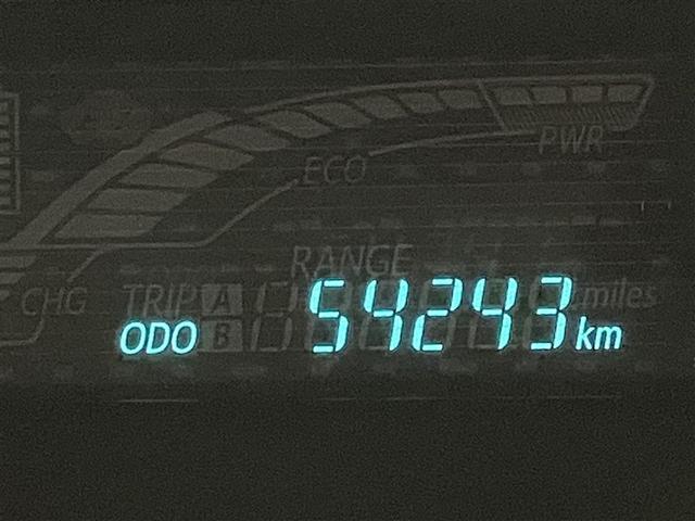 アクア Ｓ　フルセグナビＴＶ　バックカメラ　ＤＶＤ再生　ＥＴＣスマートキープッシュスタート　キーレスエントリ　フルセグ地デジ　イモビ　整備手帳　ワンオーナー車　オートエアコン　ＥＳＣ　ＡＵＸ端（11枚目）