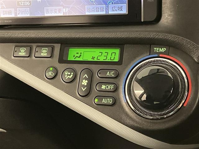 アクア Ｓ　フルセグナビＴＶ　バックカメラ　ＤＶＤ再生　ＥＴＣスマートキープッシュスタート　キーレスエントリ　フルセグ地デジ　イモビ　整備手帳　ワンオーナー車　オートエアコン　ＥＳＣ　ＡＵＸ端（12枚目）