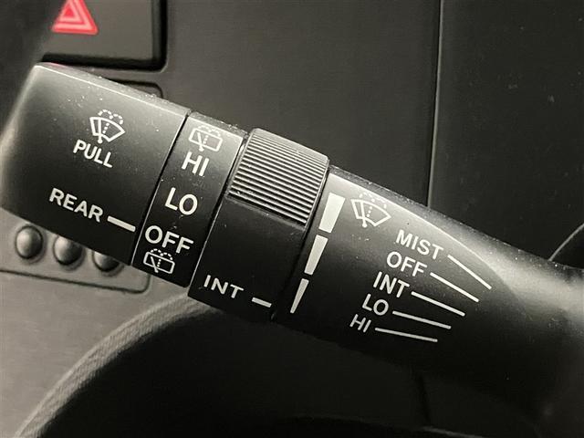 アクア Ｓ　フルセグナビＴＶ　バックカメラ　ＤＶＤ再生　ＥＴＣスマートキープッシュスタート　キーレスエントリ　フルセグ地デジ　イモビ　整備手帳　ワンオーナー車　オートエアコン　ＥＳＣ　ＡＵＸ端（17枚目）