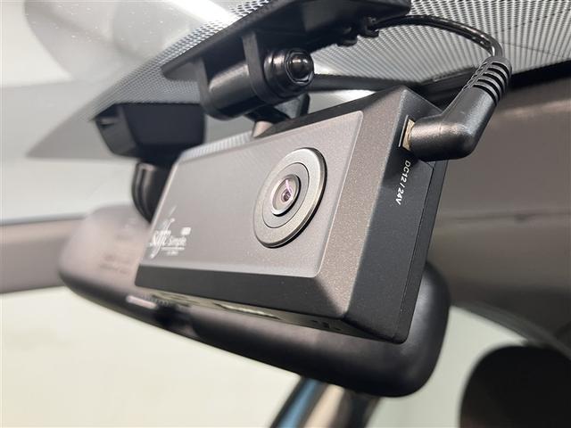 アクア Ｇ　フルセグナビＴＶ　バックカメラ　ＤＶＤ再　ＥＴＣ　シートヒーター　整備手帳　セキュリティー　メンテナンスノート　ドライブレコーダ　デュアルエアバック　ナビＴＶ　パワーウィンドウ　１オーナ－　ＥＳＣ（9枚目）