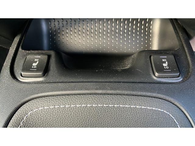 カローラツーリング ハイブリッド G ナビ バックカメラ シートヒーター 衝突回避ブレーキ 整備手帳 ナビ&TV バックカメラ アルミホイール LED ミュージックプレイヤー接続可 ドラレコ オートクルーズコントロール スマートキー(11枚目)