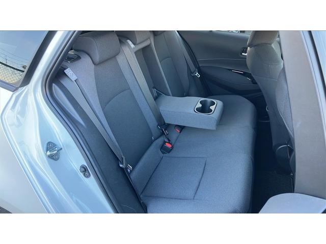 カローラツーリング ハイブリッド G ナビ バックカメラ シートヒーター 衝突回避ブレーキ 整備手帳 ナビ&TV バックカメラ アルミホイール LED ミュージックプレイヤー接続可 ドラレコ オートクルーズコントロール スマートキー(12枚目)