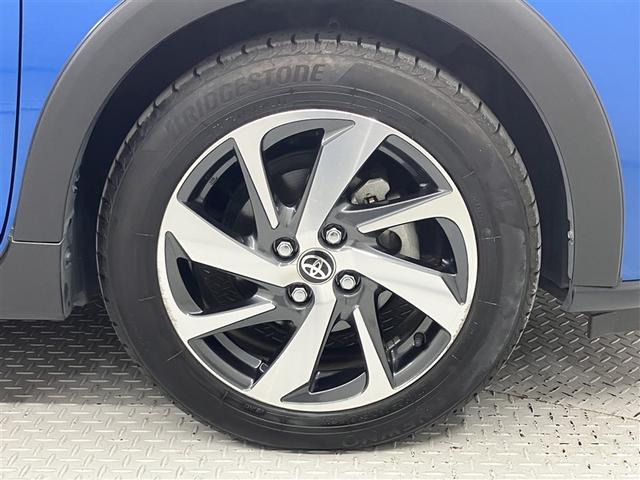 アクア クロスオーバー　ナビＴＶ　バックカメラ　ＥＴＣ　ドライブレコーダー　メディアプレイヤー接続　Ｂカメラ　地デジ　イモビライザー　ナビＴＶ　エアコン　ＥＳＣ　記録簿　ドライブレコーダー　アルミホイール　　ＤＶＤ再生（19枚目）