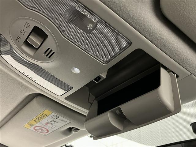 プリウス Ｓツーリングセレクション・マイコーデ　フルセグナビＴＶ／バックカメラ／ＥＴＣ／ＤＶＤ再生　整備点検記録簿　ＥＳＣ　イモビライザー　スマートキー＆プッシュスタート　ＬＥＤライト　キーフリーシステム　ＨＤＤナビ　アルミ　ワンオーナー（21枚目）