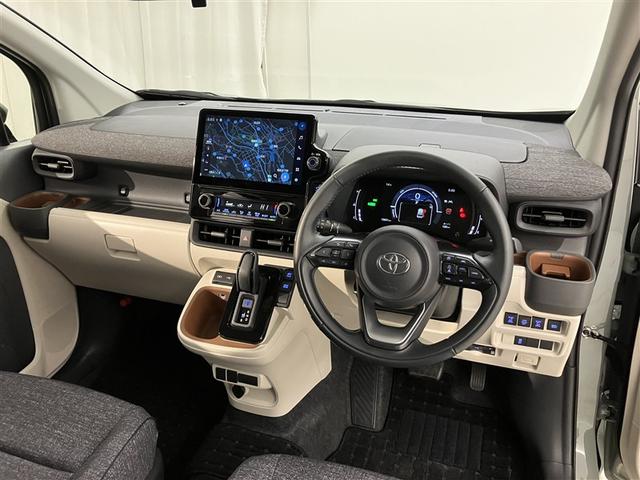 シエンタ ハイブリッドZ 大型フルセグナビTV 全周囲カメラ ETC2.0 両側自動ドア 衝突回避ブレーキ 整備手帳 TSS ワンオーナ エアバック アルミ キーレスエントリー 整備記録簿 バックモニター LEDヘッドライト(5枚目)