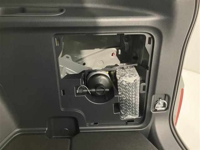 シエンタ ハイブリッドZ 大型フルセグナビTV 全周囲カメラ ETC2.0 両側自動ドア 衝突回避ブレーキ 整備手帳 TSS ワンオーナ エアバック アルミ キーレスエントリー 整備記録簿 バックモニター LEDヘッドライト(38枚目)