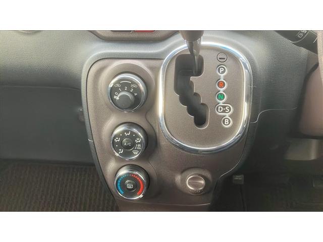 スペイド Ｆ　ナビＴＶ　バックカメラ　ＥＴＣ　整備手帳　スマートキー　左側電動スライドドア　横滑り防止　Ｂカメ　ワンオナ　キーレスエントリー　Ｗエアバッグ　ウォークスルー　ミュージックプレイヤー接続可（8枚目）