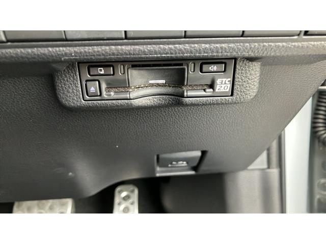 カローラツーリング アクティブスポーツ　ワンオーナー　オートクルーズコントロール　アルミホイール　ナビ＆ＴＶ　地デジ　Ｂカメラ　スマートキー　盗難防止装置　キーレス　ドラレコ　ミュージックプレイヤー接続可　ＥＴＣ　メモリーナビ　ＬＥＤ（11枚目）