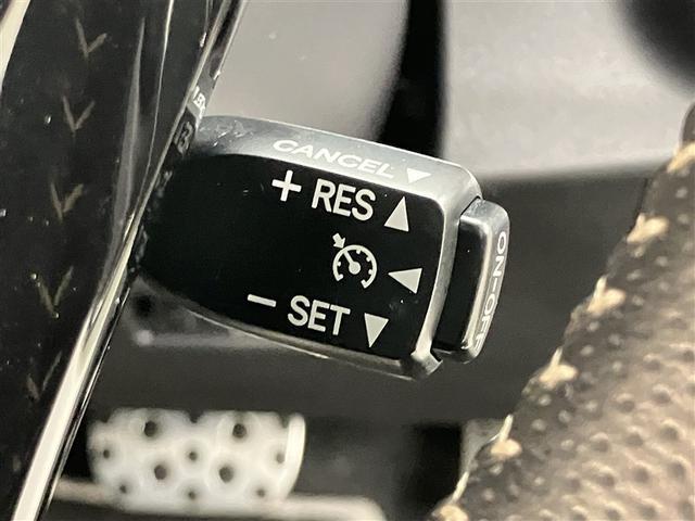 アクア Ｇ　Ｇ’ｓ　フルセグナビＴＶ　バックカメラ　ＥＴＣ　シートヒーター　衝突回避ブレーキ　整備手帳　ＥＴＣ付き　盗難防止装置　ブレーキサポート　キーレス　オートクルーズコントロール　１オーナー（11枚目）