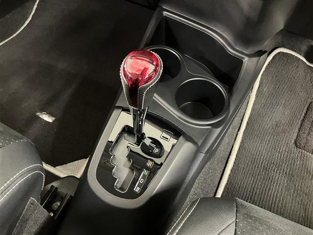 アクア Ｇ　Ｇ’ｓ　フルセグナビＴＶ　バックカメラ　ＥＴＣ　シートヒーター　衝突回避ブレーキ　整備手帳　ＥＴＣ付き　盗難防止装置　ブレーキサポート　キーレス　オートクルーズコントロール　１オーナー（12枚目）