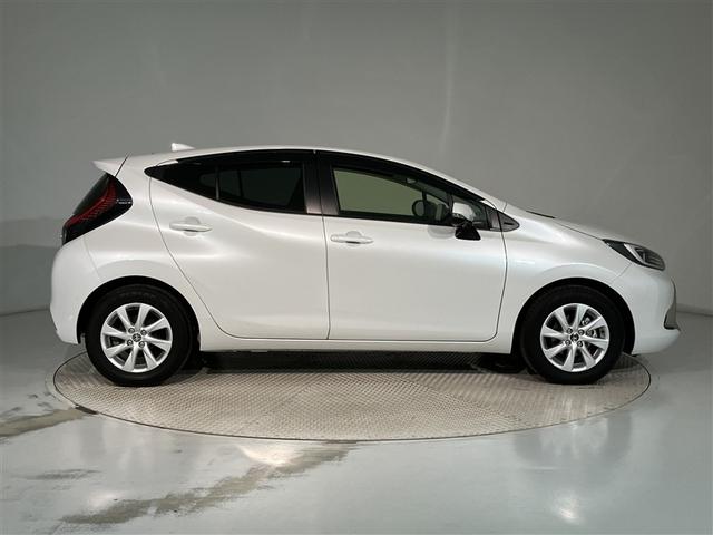 アクア Ｚ　全周囲カメラ　大型フルセグナビＴＶ　ＥＴＣ　整備手帳ＬＥＤヘッドライト　スマートキー　１００Ｖ電源　イモビライザー　アルミホイール　オートクルーズコントロール　点検記録簿　エアコン　ＥＳＣ（3枚目）