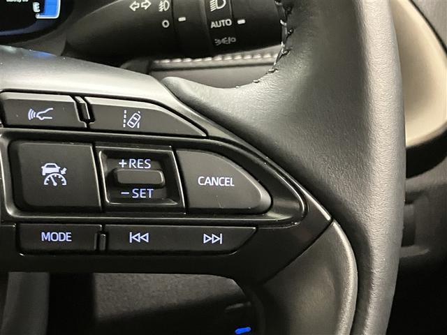 アクア Ｚ　全周囲カメラ　大型フルセグナビＴＶ　ＥＴＣ　整備手帳ＬＥＤヘッドライト　スマートキー　１００Ｖ電源　イモビライザー　アルミホイール　オートクルーズコントロール　点検記録簿　エアコン　ＥＳＣ（15枚目）