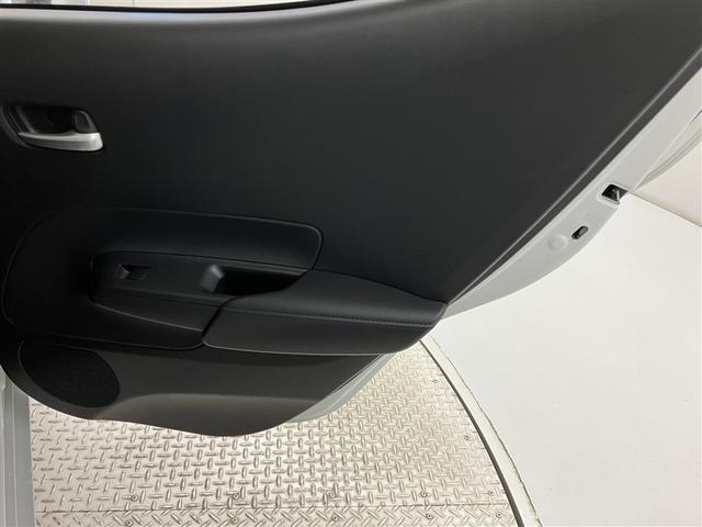 アクア Ｚ　全周囲カメラ　大型フルセグナビＴＶ　ＥＴＣ　整備手帳ＬＥＤヘッドライト　スマートキー　１００Ｖ電源　イモビライザー　アルミホイール　オートクルーズコントロール　点検記録簿　エアコン　ＥＳＣ（30枚目）