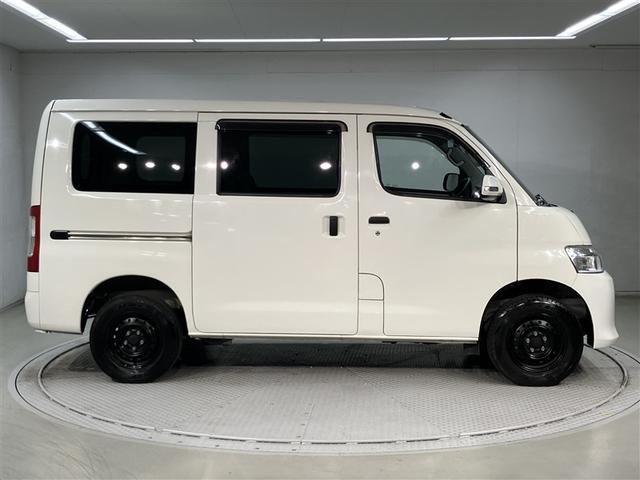 ���Ԃ̌��Ԋm�F�ƓX���[�ԉ\�Ȃ��q�l�Ɍ��点�Ē����܂��B