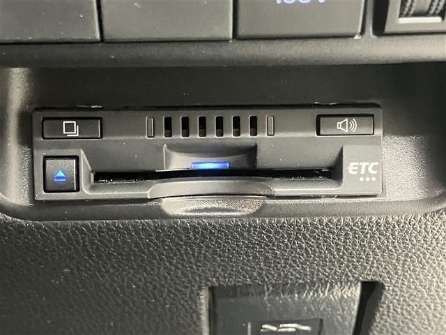 アクア Ｚ　全周囲カメラ　前後ドラレコ　ＥＴＣ　大型ナビ　衝突回避ブレーキ　整備手帳　１オーナー車　エアバック　ＡＡＣ　ＬＥＤライト　ドラレコ付き　ＡＣ１００Ｖ　助手席エアバック　ＶＳＣ　メディアプレイヤー接続（9枚目）