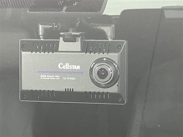 アクア Ｚ　全周囲カメラ　前後ドラレコ　ＥＴＣ　大型ナビ　衝突回避ブレーキ　整備手帳　１オーナー車　エアバック　ＡＡＣ　ＬＥＤライト　ドラレコ付き　ＡＣ１００Ｖ　助手席エアバック　ＶＳＣ　メディアプレイヤー接続（10枚目）