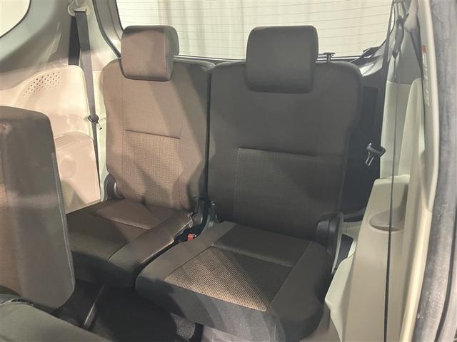 シエンタ Ｇ　全周囲カメラ　フルセグナビＴＶ　バックカメラ　ＤＶＤ再生　ＥＴＣ２．０　前後ドラレコ　両側自動ドア　衝突回避ブレーキ　フルセグ地デジＴＶ　スマートキ　キーレスエントリ　１オーナー　ＬＥＤランプ　３列（19枚目）