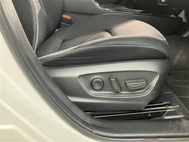 プリウスＰＨＶ Ａナビパッケージ　全周囲カメラ　前後ドラレコ　ＥＴＣ２．０　大型フルセグナビＴＶ　衝突軽減ブレーキ　ＡＣ１００Ｖ電源　クルーズコントロール　ＬＥＤヘッドライト　　スマ―トキー　バックモニタ－　ワンオーナー　パワーシート（20枚目）