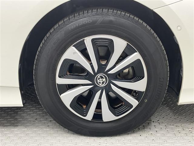 プリウスＰＨＶ Ａナビパッケージ　全周囲カメラ　前後ドラレコ　ＥＴＣ２．０　大型フルセグナビＴＶ　衝突軽減ブレーキ　ＡＣ１００Ｖ電源　クルーズコントロール　ＬＥＤヘッドライト　　スマ―トキー　バックモニタ－　ワンオーナー　パワーシート（25枚目）