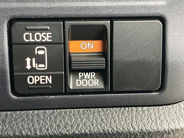 ノア Ｓｉ　後席モニター　フルセグナビＴＶ　バックカメラ　ＥＴＣ　ＤＶＤ再生　横滑防止装置　記録簿有　地上デジタル　ＬＥＤライト　パワーウィンドウ　ＤＶＤ再生可能　パワーステアリング　ＡＡＣ　ＥＴＣ付き　ＡＢＳ（10枚目）