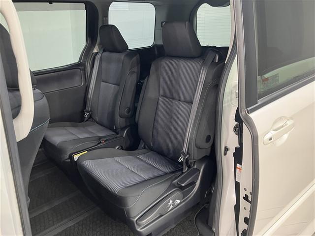 ノア Ｓｉ　後席モニター　フルセグナビＴＶ　バックカメラ　ＥＴＣ　ＤＶＤ再生　横滑防止装置　記録簿有　地上デジタル　ＬＥＤライト　パワーウィンドウ　ＤＶＤ再生可能　パワーステアリング　ＡＡＣ　ＥＴＣ付き　ＡＢＳ（15枚目）