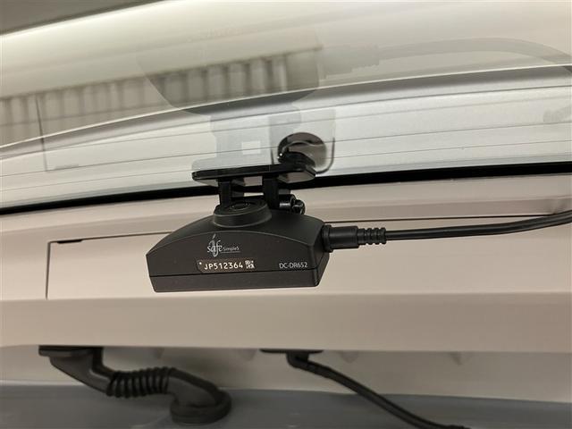 ルーミー カスタムＧ　大型フルセグナビＴＶ　バックカメラ　ＤＶＤ再　ＥＴＣ　クリアランスソナー　両側自動ドア　バックモニタ　横滑り防止システム　運転席助手席エアバック　障害物ソナー　スマ－トキ－　Ａ－ＳＴＯＰ　ＬＥＤライト（12枚目）