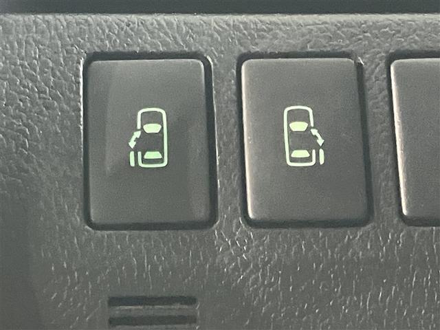 ノア X スペシャルエディション 後席モニター フルセグナビTV バックカメラ DVD再生 両側自動ドア 記録簿 ワンオーナー DVD再生 メモリーナビ フルセグ バックガイドモニター ミュージックプレイヤー接続可 スマートキー(10枚目)