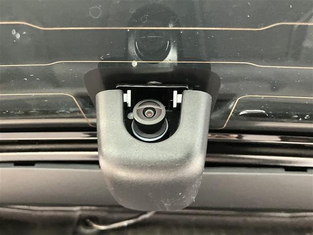 ヤリスクロス Ｚ　シートヒーター　ナビＴＶ　バックカメラ　前後ドラレコ　ドラレコ付き　エアバック　横滑防止　盗難防止装置　カーテンエアバック　パワーステアリング　オートクルーズ　アルミ　メディアプレイヤー接続（10枚目）