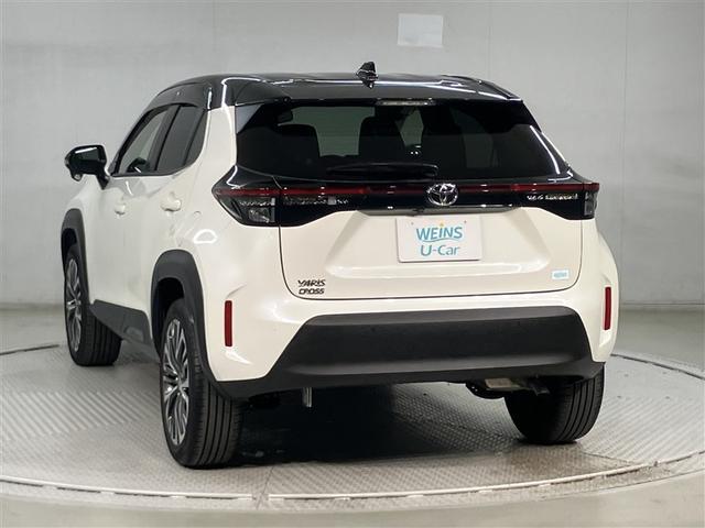 ヤリスクロス Ｚ　シートヒーター／前後ドラレコ／ＥＴＣ２．０／フルセグナビＴＶ　バックカメラ　エアバック　点検記録簿　横滑防止　盗難防止装置　カーテンエアバック　パワーステアリング　助手席エアバック　オートクルーズ（4枚目）