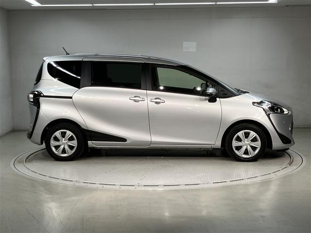 シエンタ ファンベースＧ　ナビＴＶ　クリアランスソナー　両側自動ドア　衝突回避ブレーキ　整備手帳　トヨタロングラン保証（3枚目）