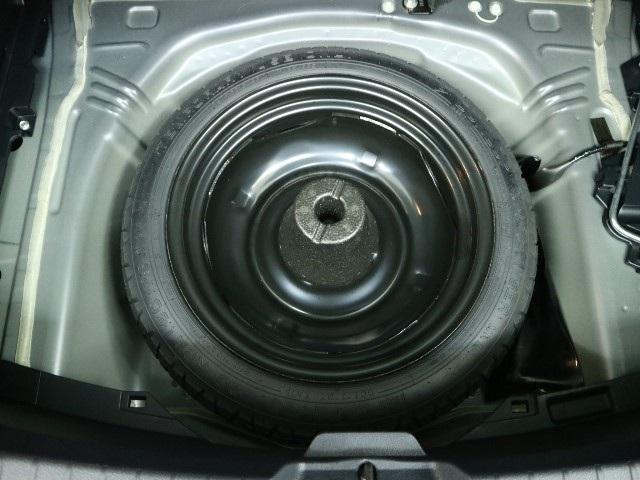 ハイブリッドF セーフティーエディションII スペアタイヤ搭載車 Bluetooth内蔵 純正ナビゲーション 5人乗り ワンオーナー ワンセグTV 衝突軽減ブレーキ 誤発進防止装置 LEDヘッドランプ スマートキー イモビ ETC 記録簿(18枚目)