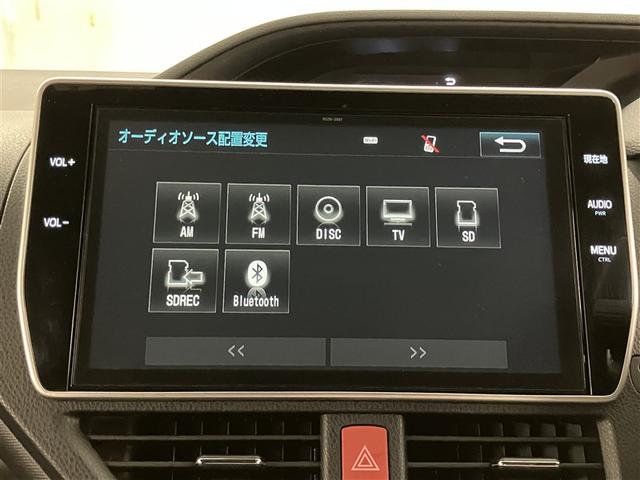 ノア Ｓｉ　ダブルバイビー　クルーズＣ　ブレーキサポート　エアコン　１オーナー　点検記録簿　ＡＵＸ　ＬＥＤライト　ナビ＆ＴＶ　横滑防止装置　ＷＡＣ　アルミホイール　パワーウインドウ　フルセグ　盗難防止　ＤＶＤ再生可　メモリーナビ（9枚目）