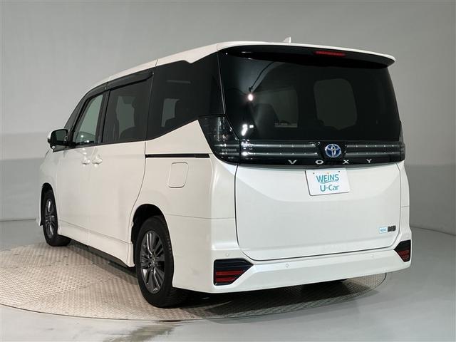 ヴォクシー ハイブリッドＳ－Ｇ　リアオートエアコン　地デジ　クルコン　Ｂカメラ　横滑防止装置　ＬＥＤヘッド　ＥＴＣ車載器　ワンオーナー車　両側自動ドア　キーレス　ナビ＆ＴＶ　アルミホイール　３列シート　スマートキー　メモリーナビ（4枚目）
