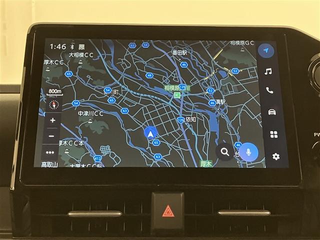 ノア ハイブリッドＳ－Ｚ　横滑り防止機能　エアバッグ　オートクルーズコントロール　地デジ　両側自動ドア　ダブルエアコン　スマートエントリー　ＬＥＤランプ　バックモニター　メモリナビ　３列シート　ＥＴＣ付き　ＡＢＳ　ＡＣ１００Ｖ（7枚目）