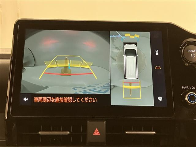 ノア ハイブリッドＳ－Ｚ　横滑り防止機能　エアバッグ　オートクルーズコントロール　地デジ　両側自動ドア　ダブルエアコン　スマートエントリー　ＬＥＤランプ　バックモニター　メモリナビ　３列シート　ＥＴＣ付き　ＡＢＳ　ＡＣ１００Ｖ（8枚目）