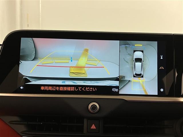 クラウンスポーツ ＲＳ　サンルーフ　メモリーナビ　ナビＴＶ　地デジ　バックカメラ　ＥＴＣ　４ＷＤ　ミュージックプレイヤー接続可　パワーシート　クルーズコントロール　盗難防止装置　横滑り防止機能　キーレス　スマートキー（9枚目）