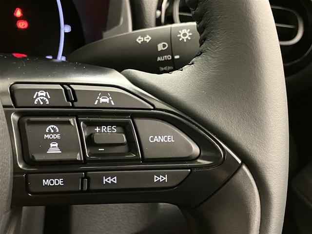 ヤリス ハイブリッドＺ　当社元試乗車　ＴＳＳ　フルセグテレビ　オートエアコン　全周囲モニター　ＬＥＤライト　クルコン　ＥＴＣ２．０　ドライブレコーダー　ＥＳＣ　ミュージックプレイヤー接続可　アルミホイール（23枚目）