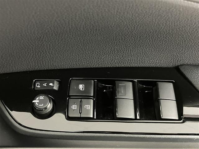 プリウス SセーフティプラスII(25枚目)