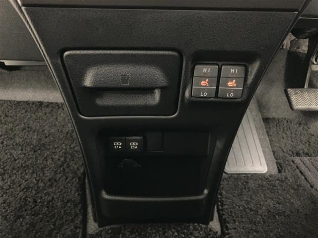 エスクァイア ハイブリッドGi プレミアムパッケージ 地上デジタル 衝突被害軽減 LEDライト 1オナ Bカメラ クルコン スマートキー メモリナビ ナビ&TV キーレス ドラレコ 盗難防止装置 DVD再生 ABS 3列シート ETC アルミ 両自動ドア(22枚目)